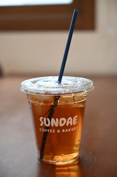 ชาพีช Peach Tea Soda Sundae Coffee & Bakery