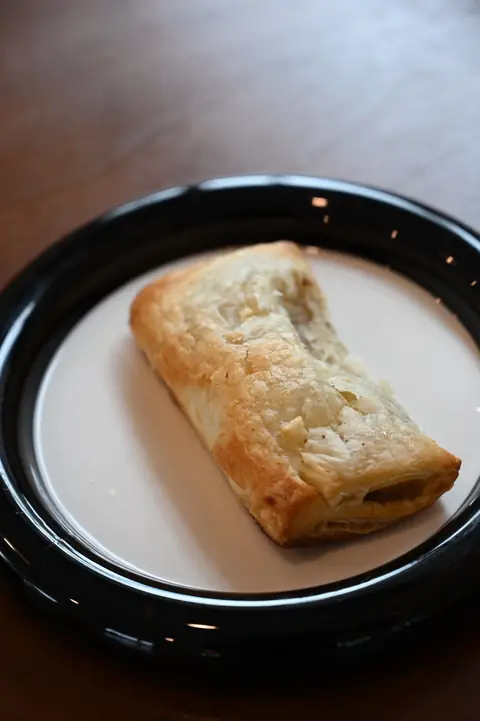 พายทูน่า Tuna Pie Sundae Coffee & Bakery